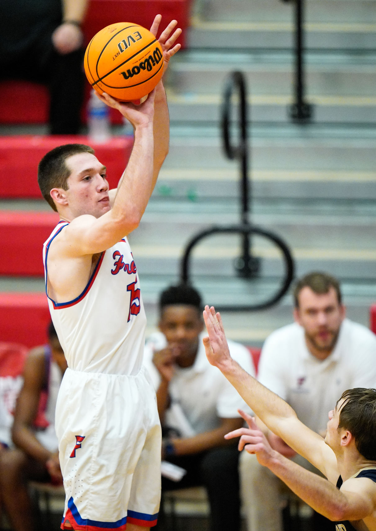 200114 FHS BBALL 42.jpg